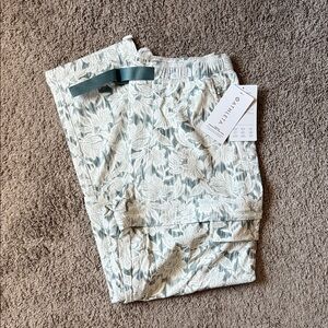 Athleta Trekki Convertible Hike Pant NWT Size 12